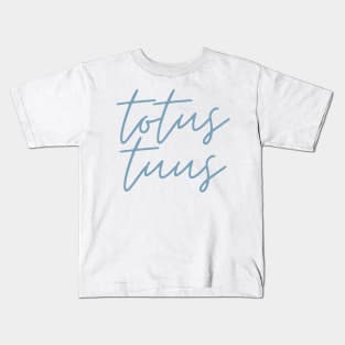 Totus Tuus Light Blue Thin Cursive Kids T-Shirt